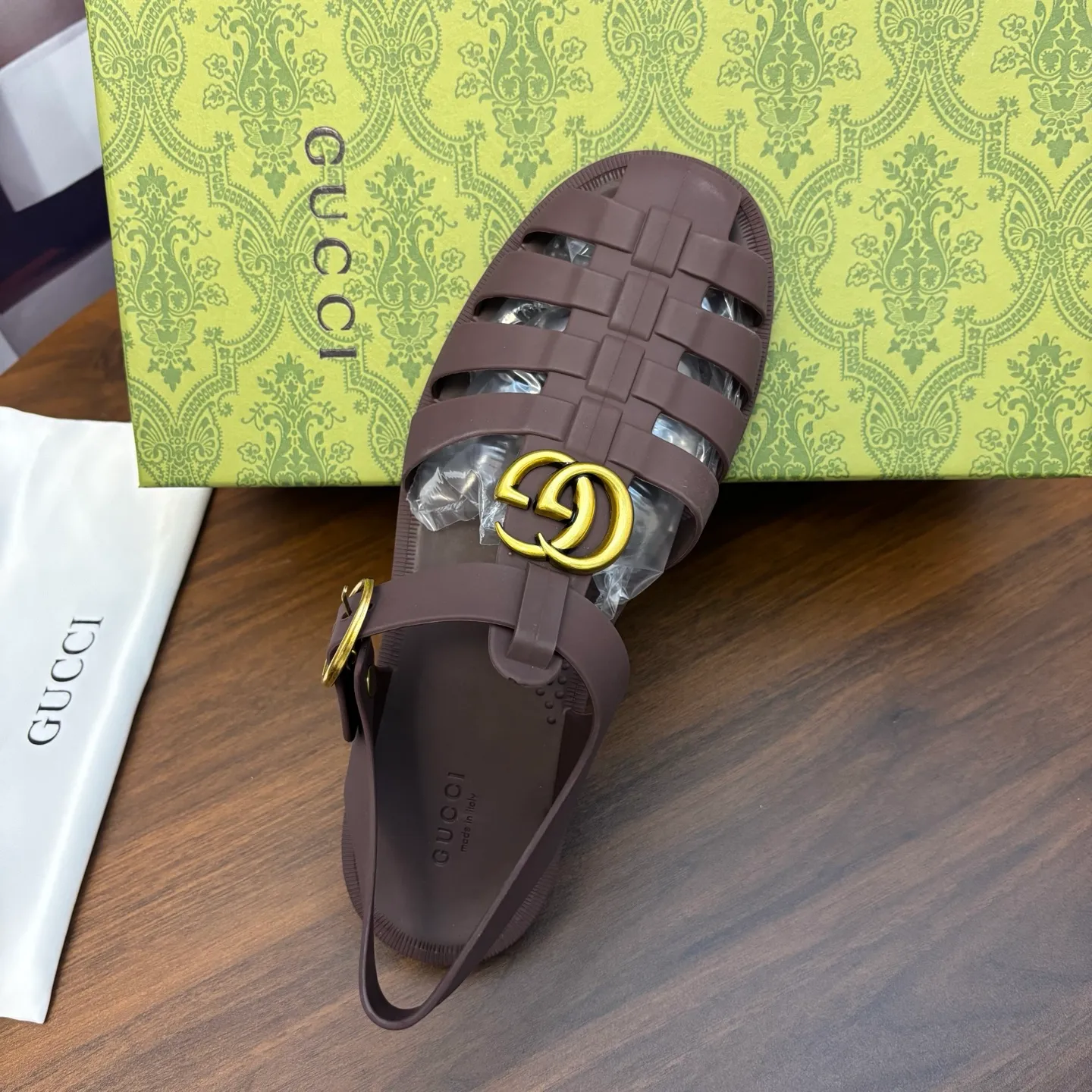 Men's shoes 260💰 [Gucci] Counter quality, top-quality original goods, real photos! Original TPU material, fine workmanship, comfortable; genuine 1:1 replica Size: 36 ~ 46